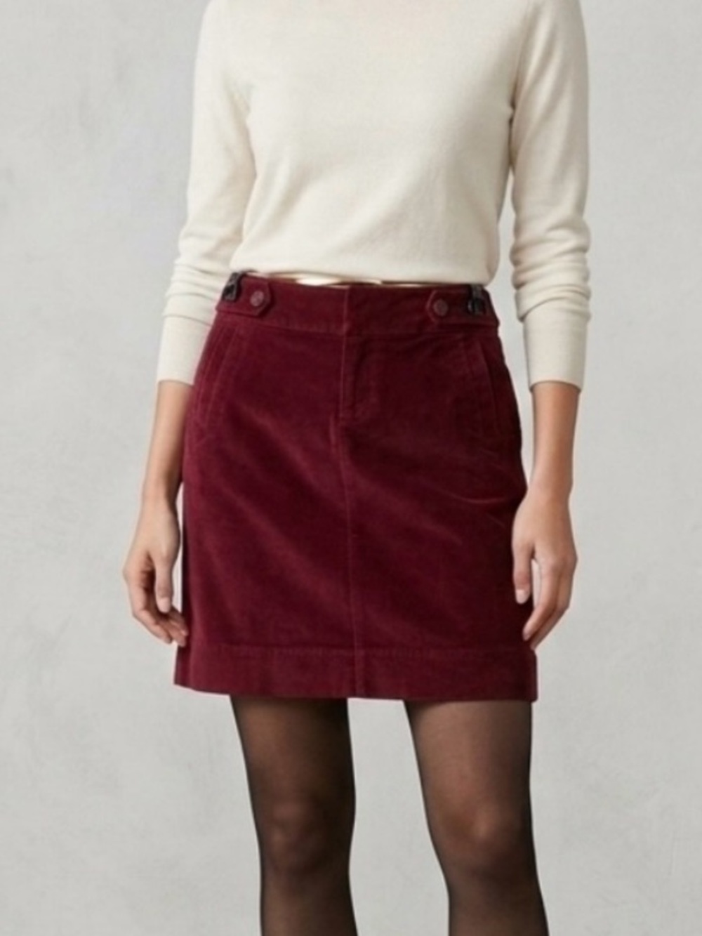Amercian‎ Eagle Velvet Mini Skirt in Maroon Women's Size 2 NWOT